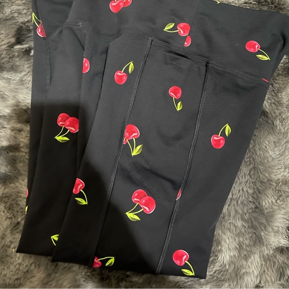 Pink leggings - Picture 4 of 6